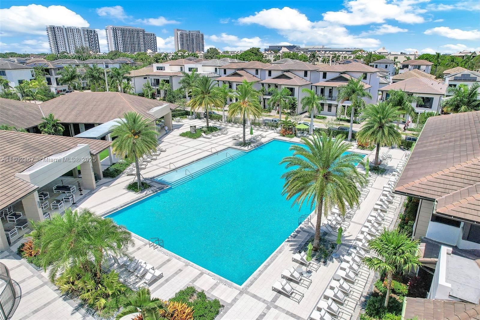 Real estate property located at 8301 41st St B-303, Miami-dade, Downtown Doral South Phas, Doral, FL