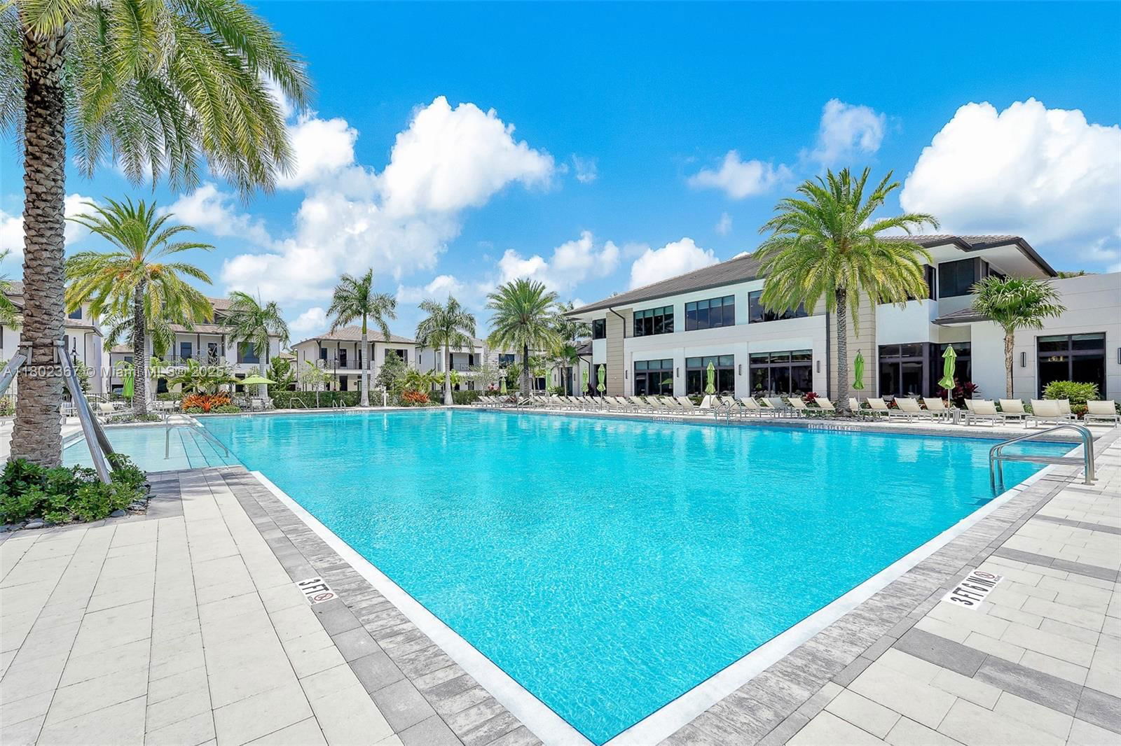 Real estate property located at 8301 41st St B-303, Miami-dade, Downtown Doral South Phas, Doral, FL