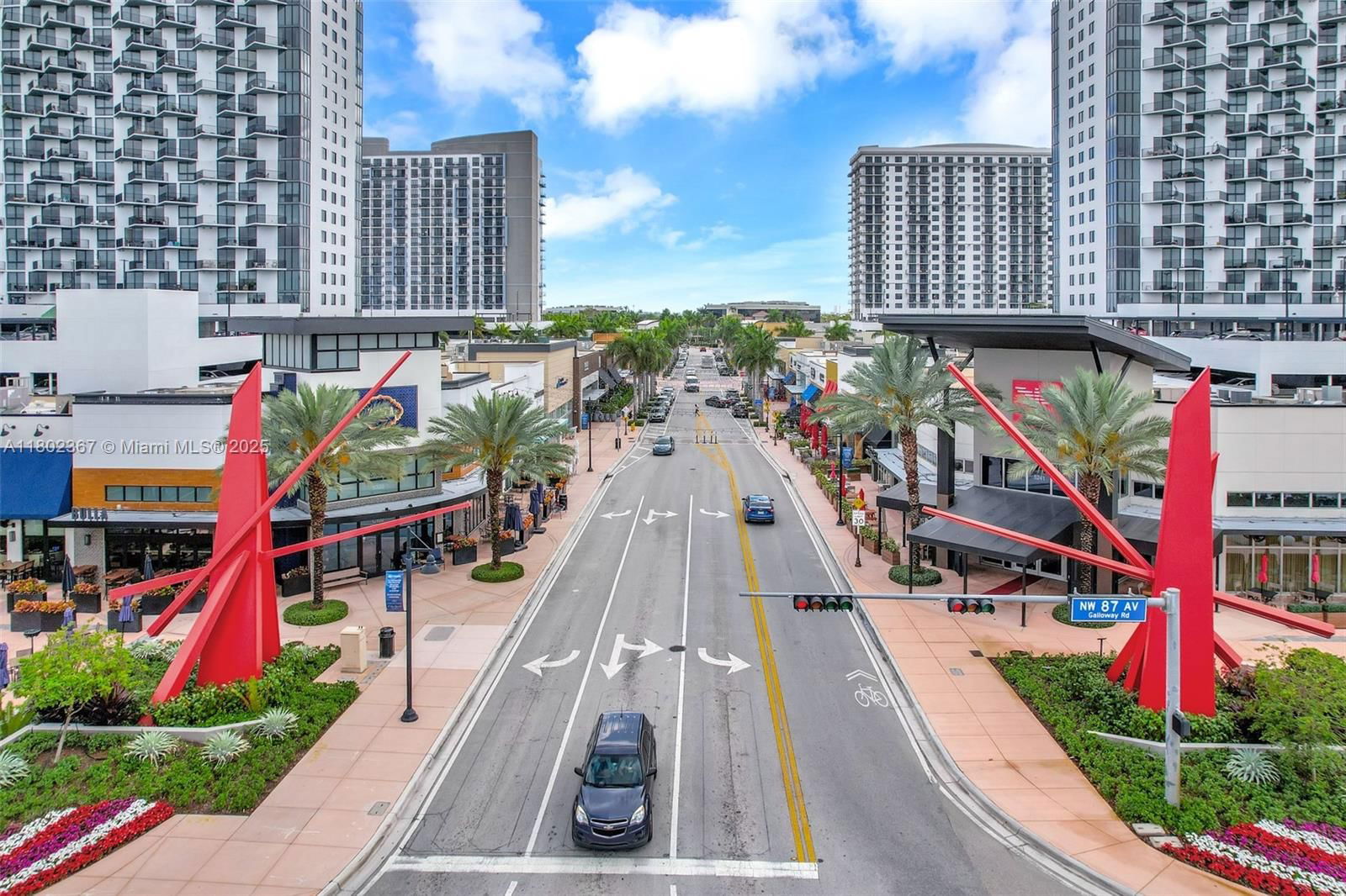 Real estate property located at 8301 41st St B-303, Miami-dade, Downtown Doral South Phas, Doral, FL