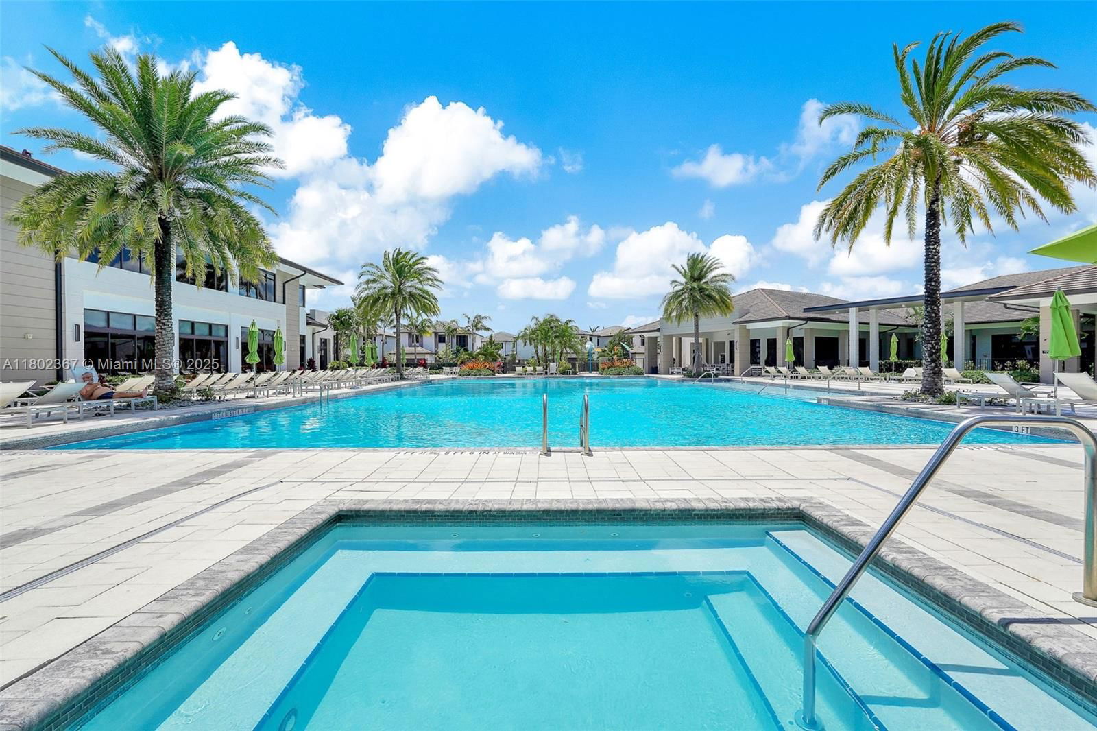 Real estate property located at 8301 41st St B-303, Miami-dade, Downtown Doral South Phas, Doral, FL