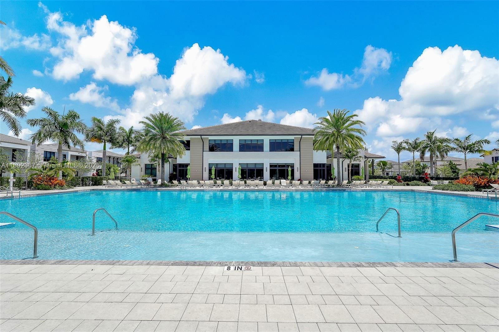 Real estate property located at 8301 41st St B-303, Miami-dade, Downtown Doral South Phas, Doral, FL