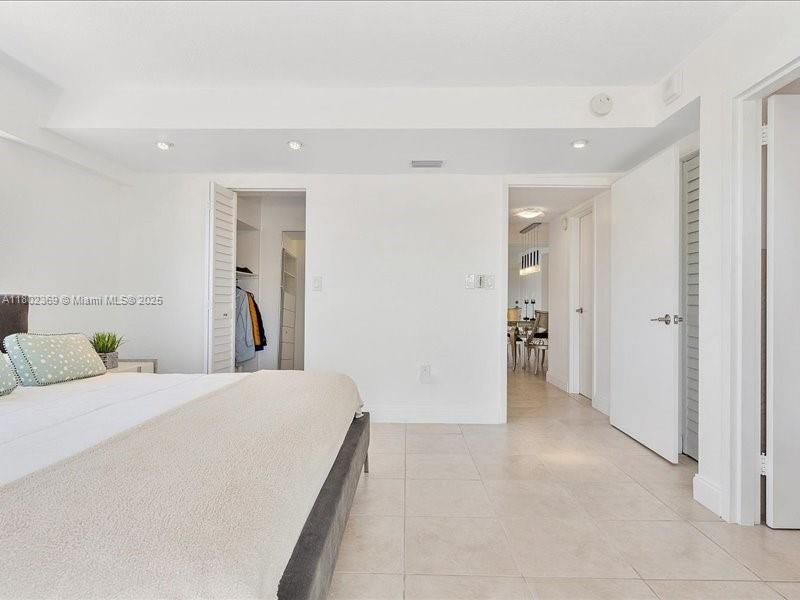Real estate property located at 7620 Carlyle Ave #702, Miami-dade, Carlyle Plaza Condo, Miami Beach, FL