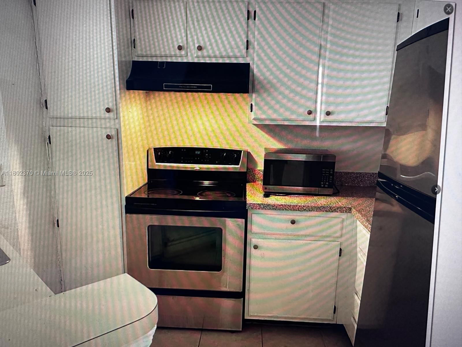Real estate property located at 3310 Pinewalk Dr N #1814, Broward, Coral Key Condo, Margate, FL