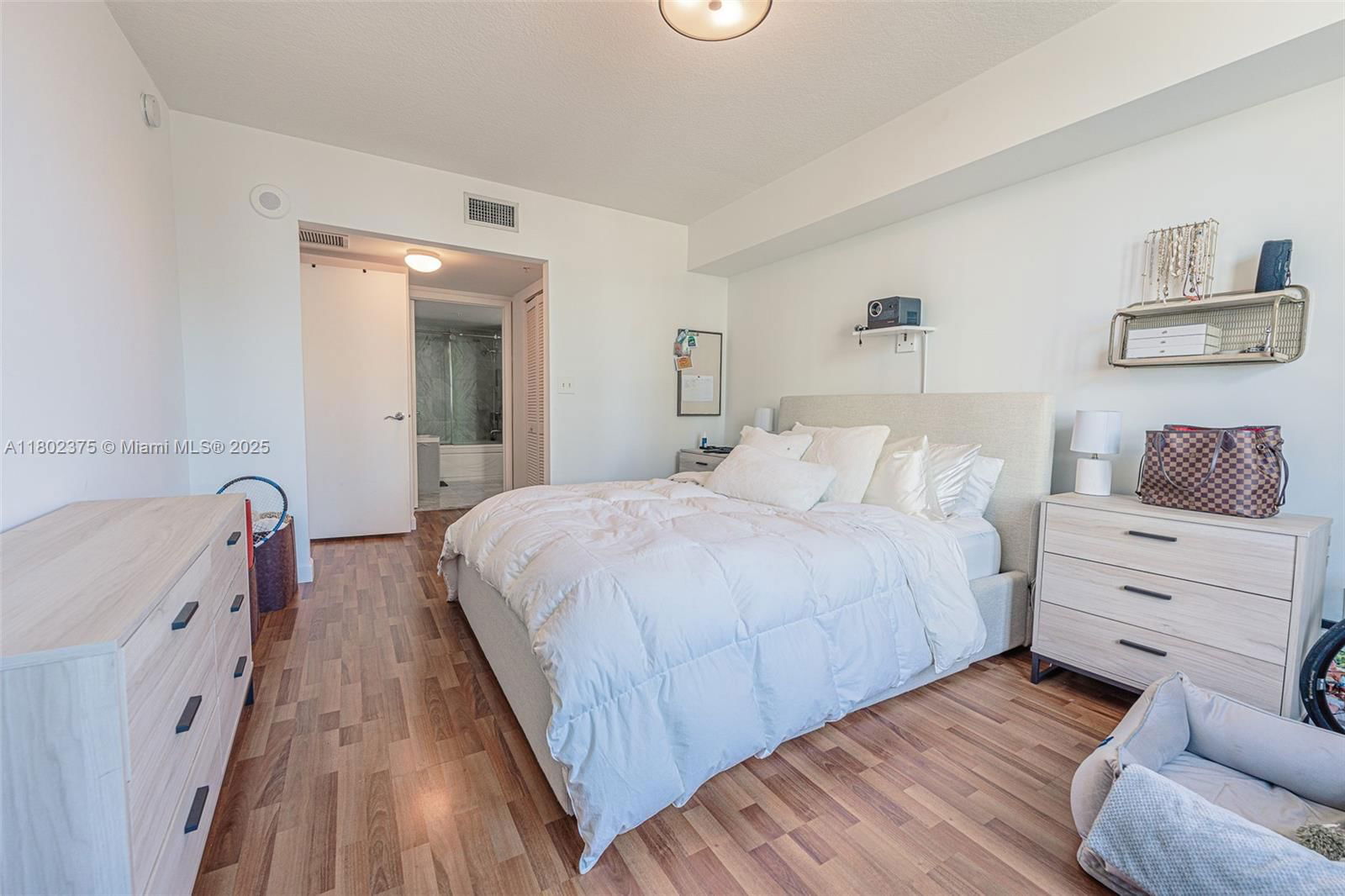 Real estate property located at 31 5 ST #1603, Miami-dade, Brickell On The River N T, Miami, FL
