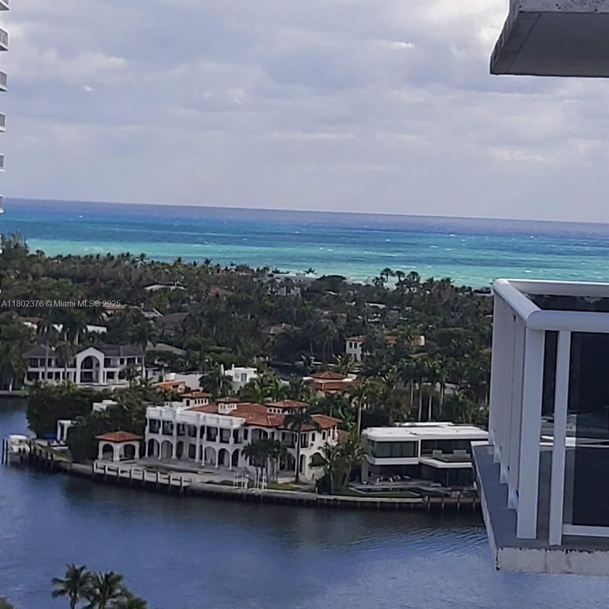 Real estate property located at 20505 Country Club Dr #1932, Miami-dade, Waterview Condo, Aventura, FL