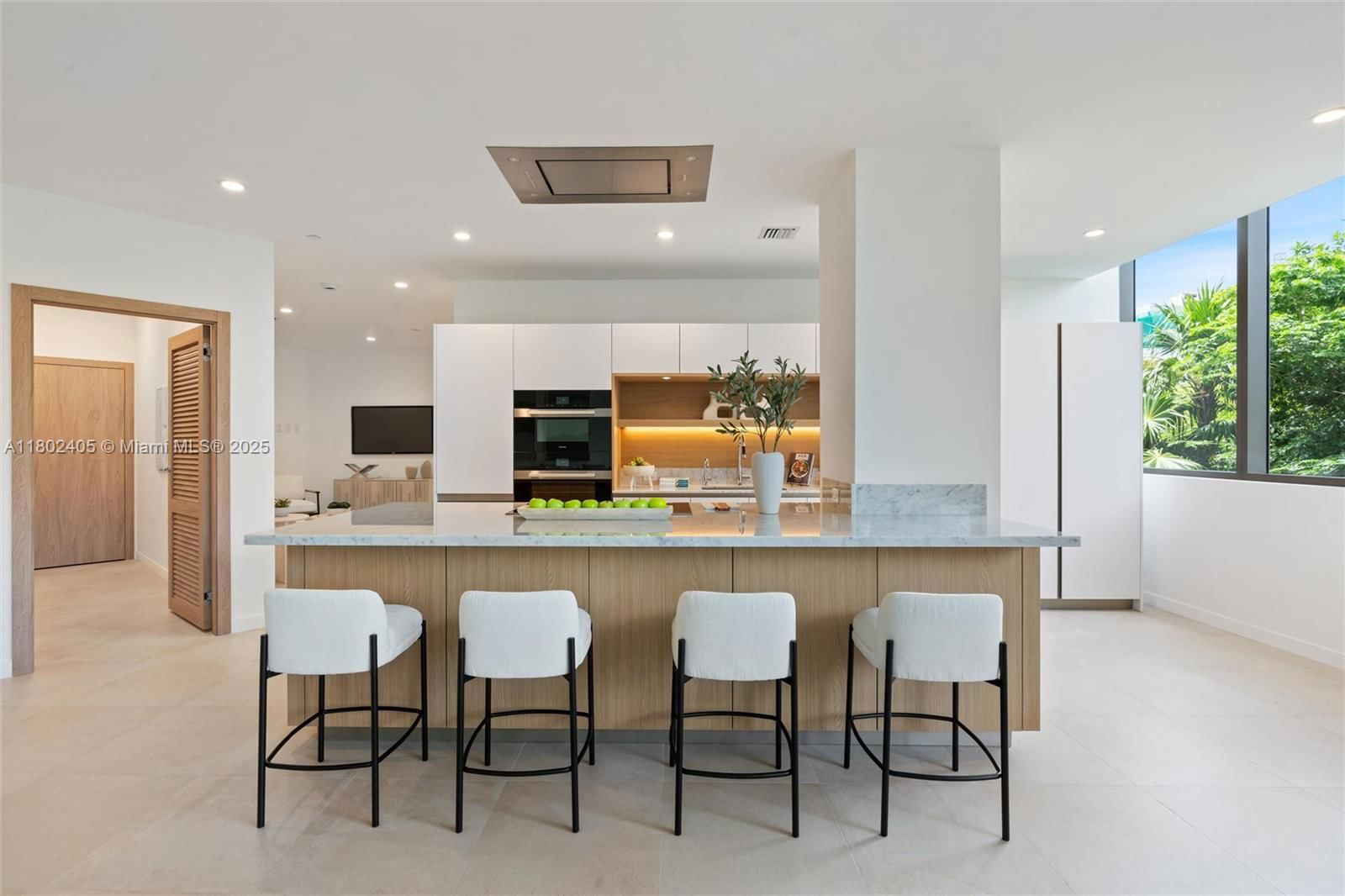 Real estate property located at 1135 103rd St #203, Miami-dade, Bay Harbor Islands, Bay Harbor Islands, FL