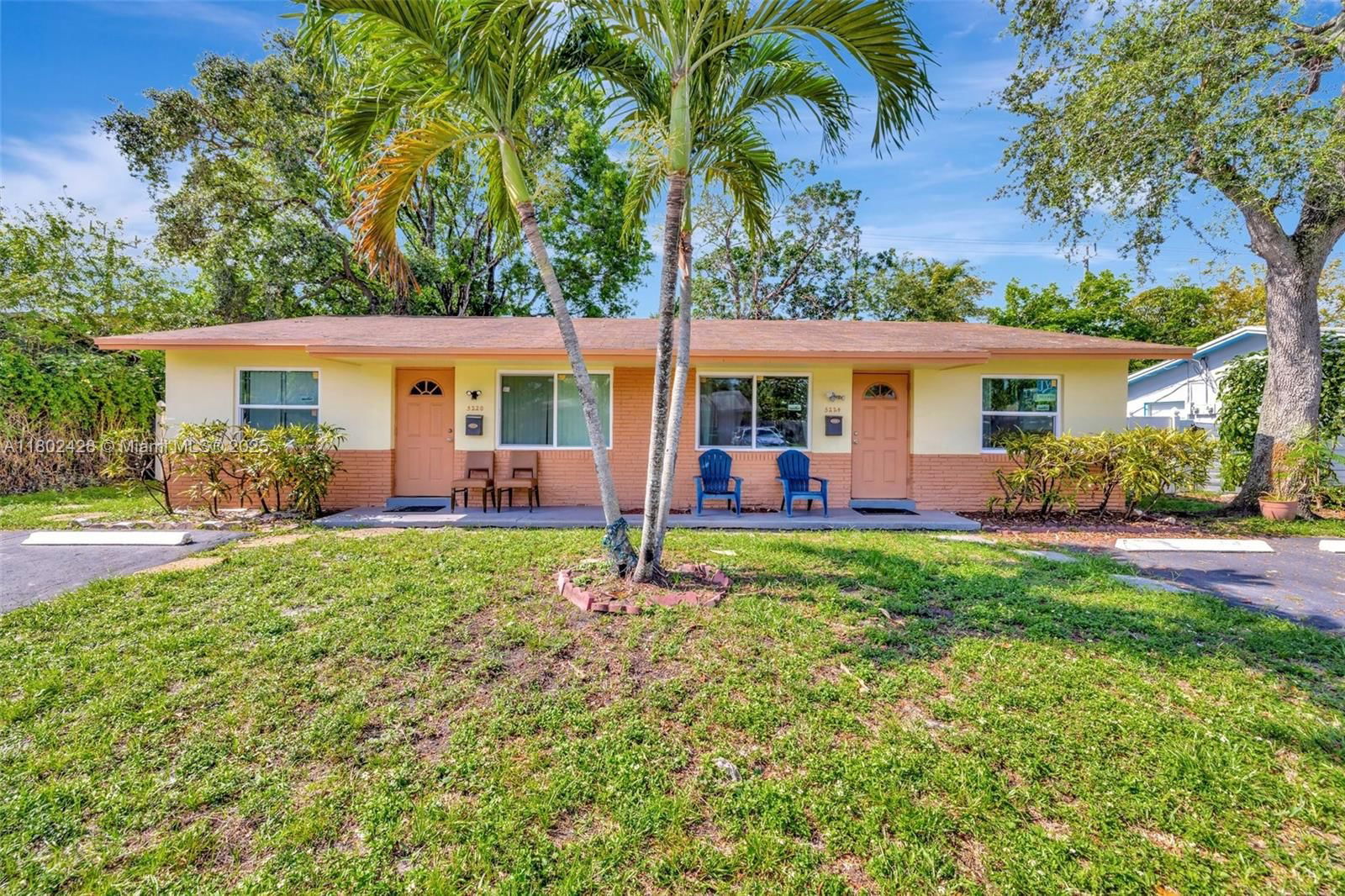 Real estate property located at 5220-5224 15th Ct, Broward, Sunshine Villas, Lauderhill, FL