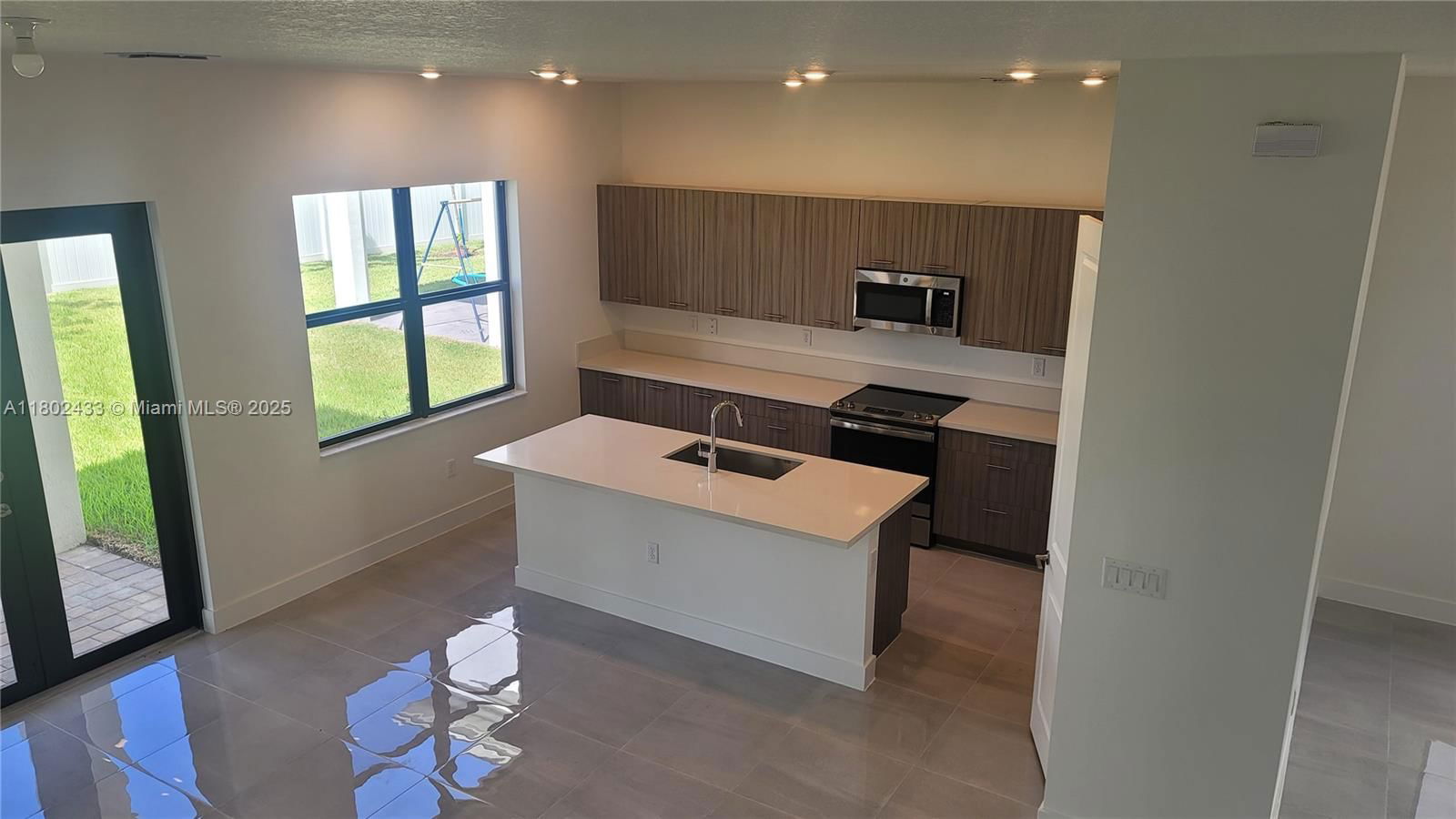 Real estate property located at 4578 174th Ave, Broward, Tuscan Isles, Miramar, FL