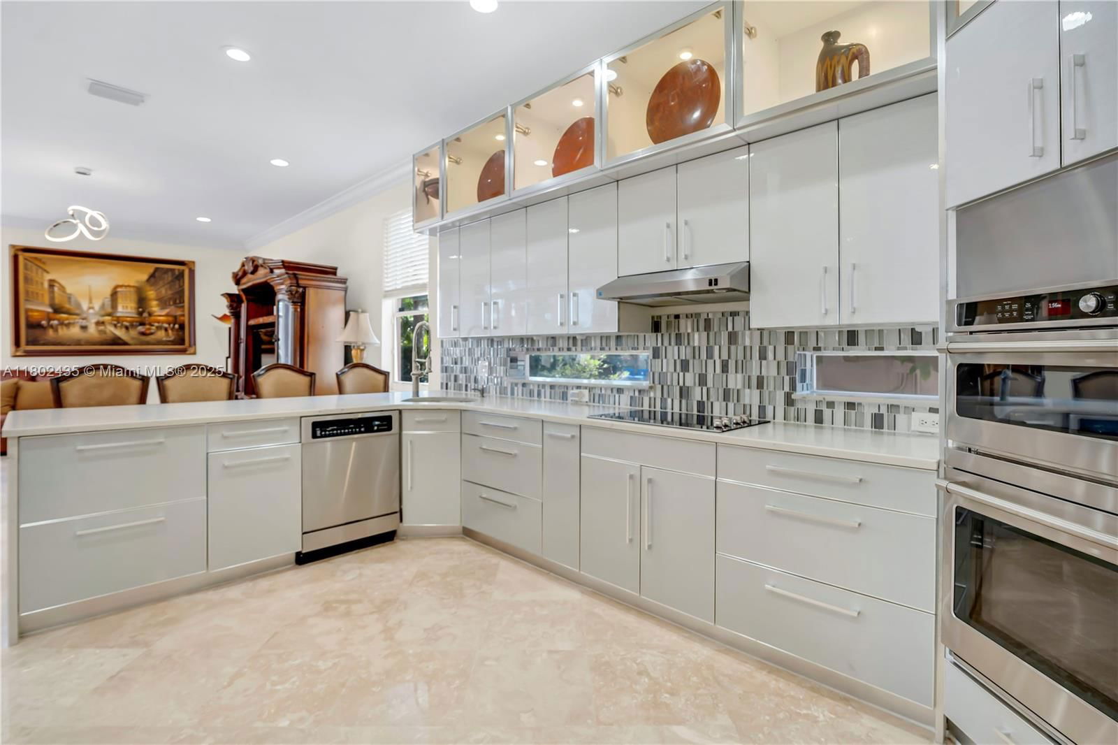 Real estate property located at 18900 32nd Ct, Broward, Sunset Lakes Plat One, Miramar, FL