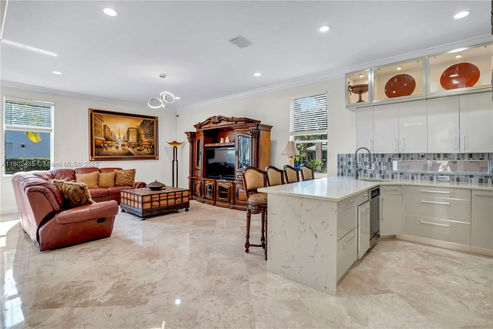 Real estate property located at 18900 32nd Ct, Broward, Sunset Lakes Plat One, Miramar, FL