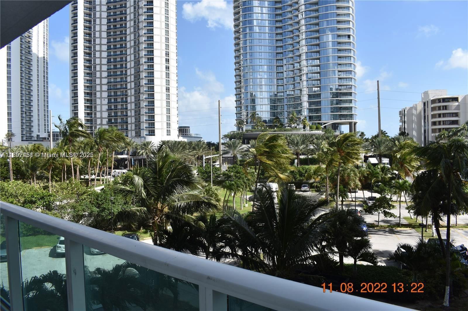 Real estate property located at 100 Bayview Dr #309, Miami-dade, Arlen House East Condo, Sunny Isles Beach, FL