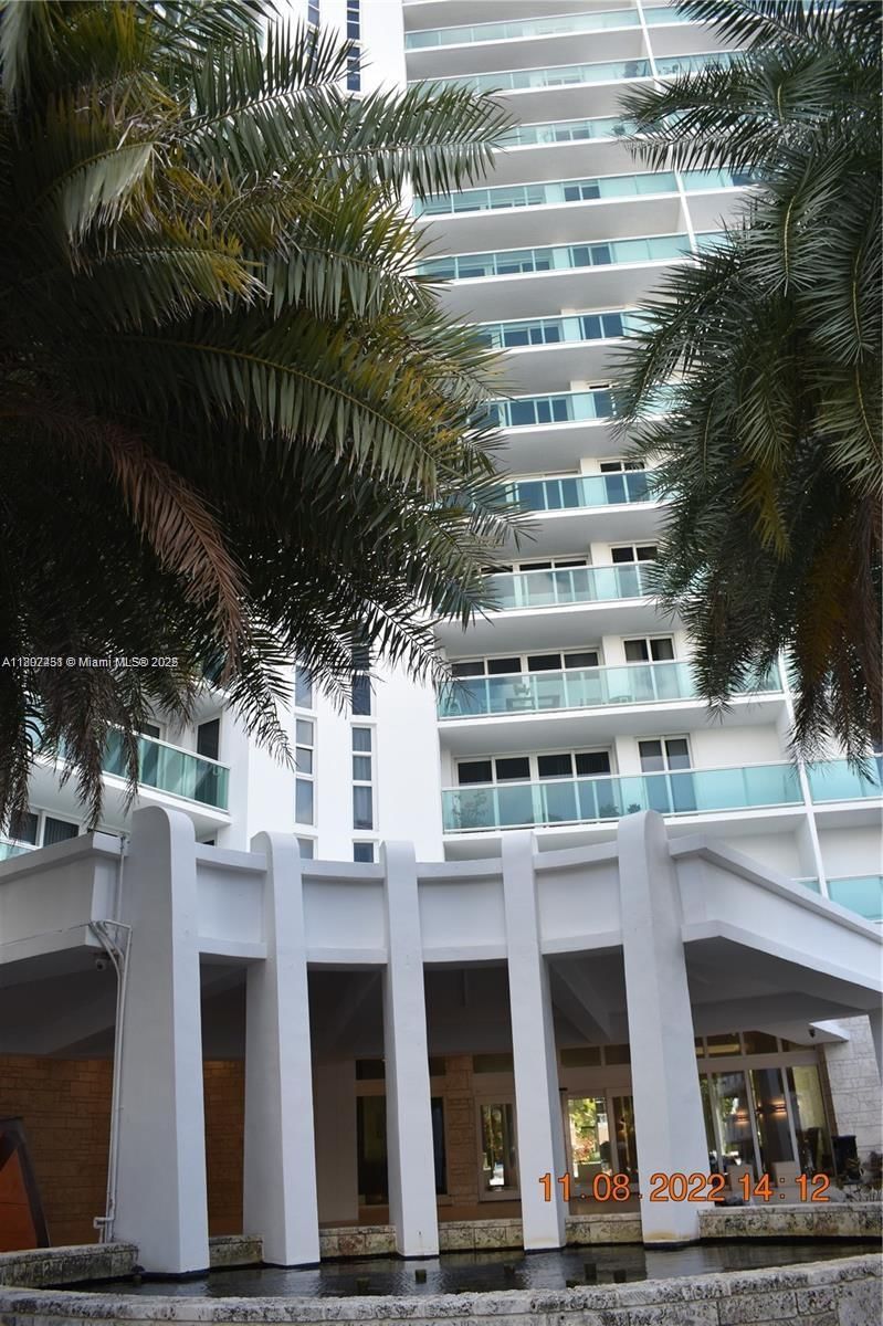 Real estate property located at 100 Bayview Dr #309, Miami-dade, Arlen House East Condo, Sunny Isles Beach, FL