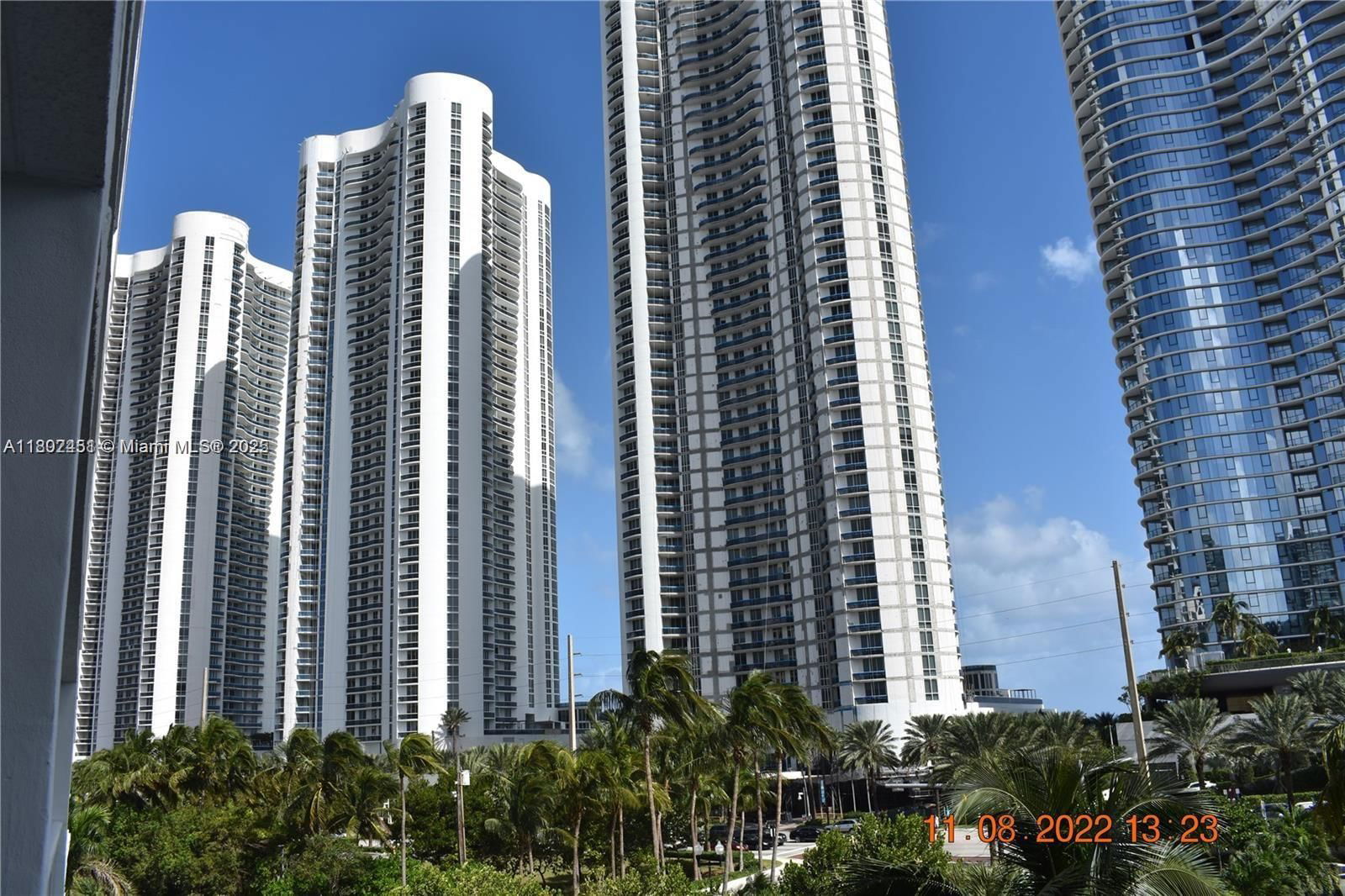 Real estate property located at 100 Bayview Dr #309, Miami-dade, Arlen House East Condo, Sunny Isles Beach, FL