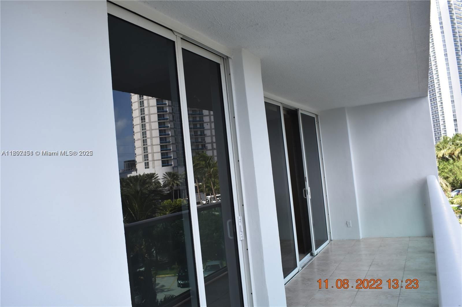 Real estate property located at 100 Bayview Dr #309, Miami-dade, Arlen House East Condo, Sunny Isles Beach, FL