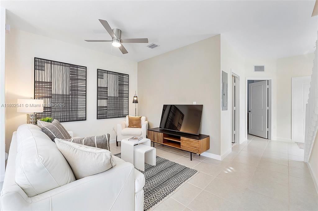 Real estate property located at 16220 291st St, Miami-dade, Cedar Pointe, Homestead, FL