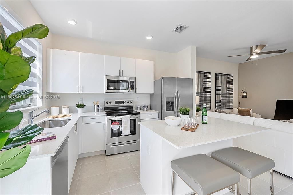 Real estate property located at 16220 291st St, Miami-dade, Cedar Pointe, Homestead, FL