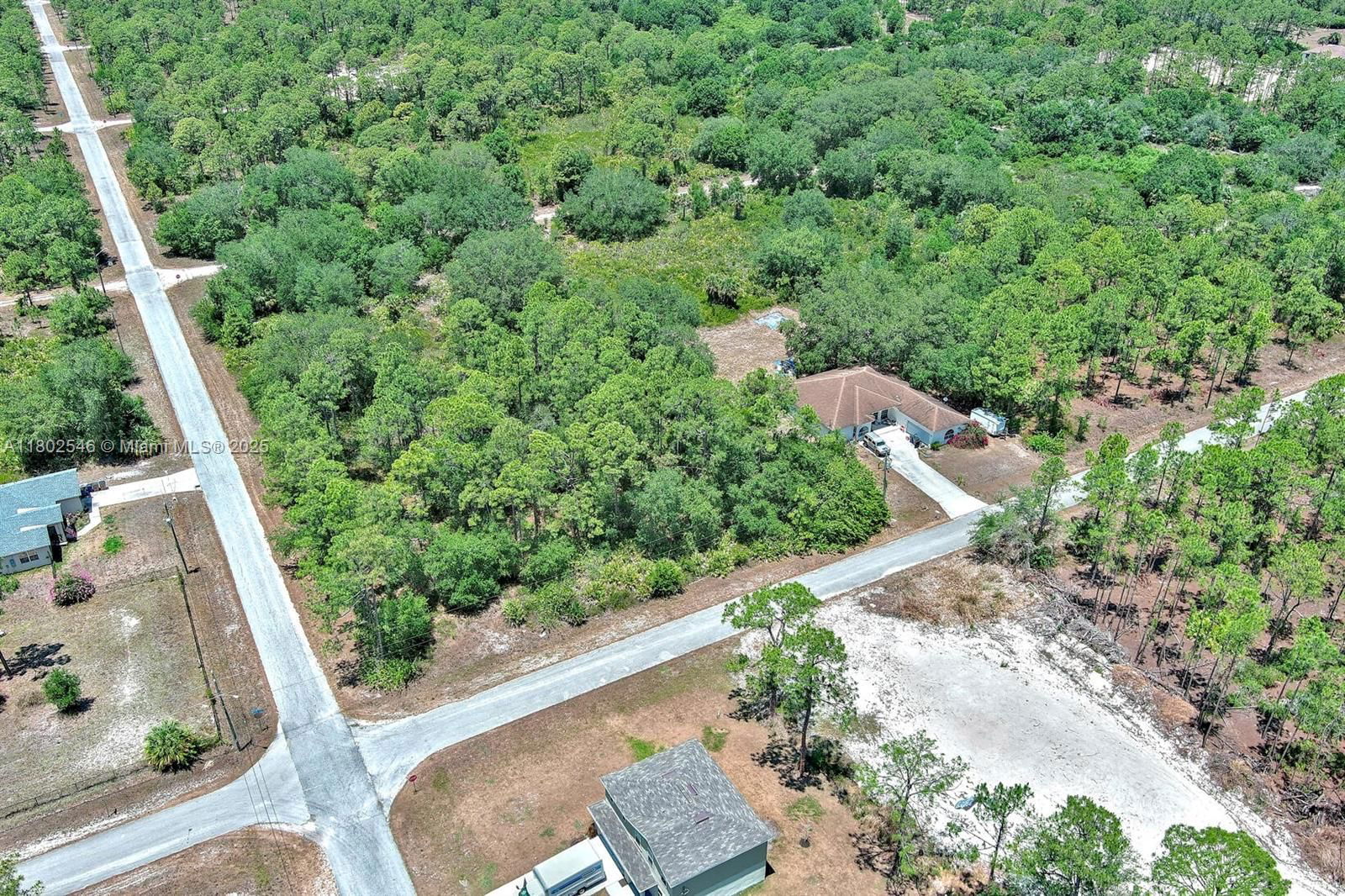 Real estate property located at 1305 WELLINGTON AVE, Lee, Lehigh Acres, Lehigh Acres, FL