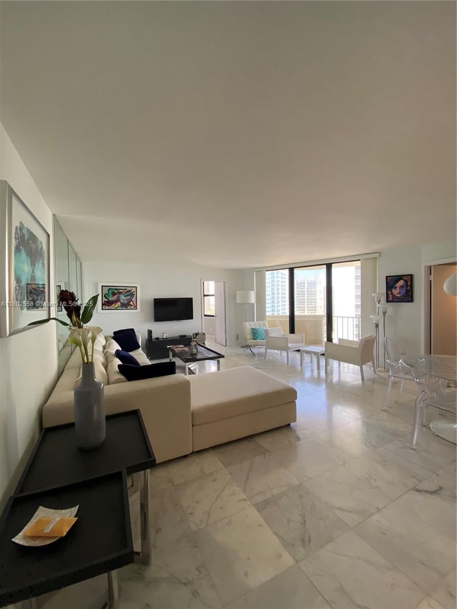 Real estate property located at , Palm Beach, Phoenix Towers Condo, Singer Island, FL