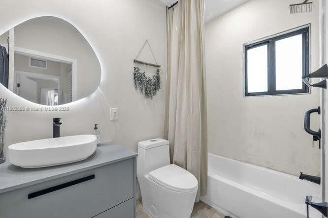 Real estate property located at 4228 3rd Ave, Miami-dade, Griffins Sub, Miami, FL