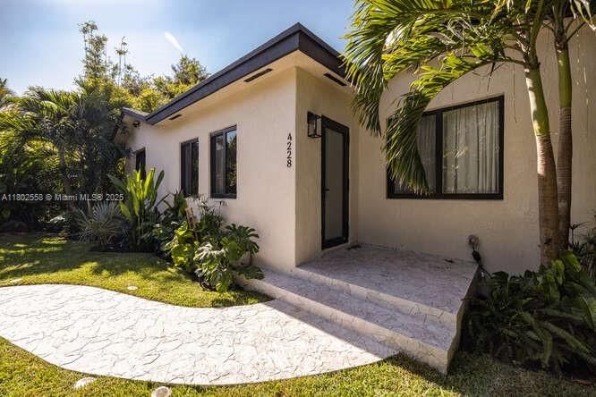 Real estate property located at 4228 3rd Ave, Miami-dade, Griffins Sub, Miami, FL
