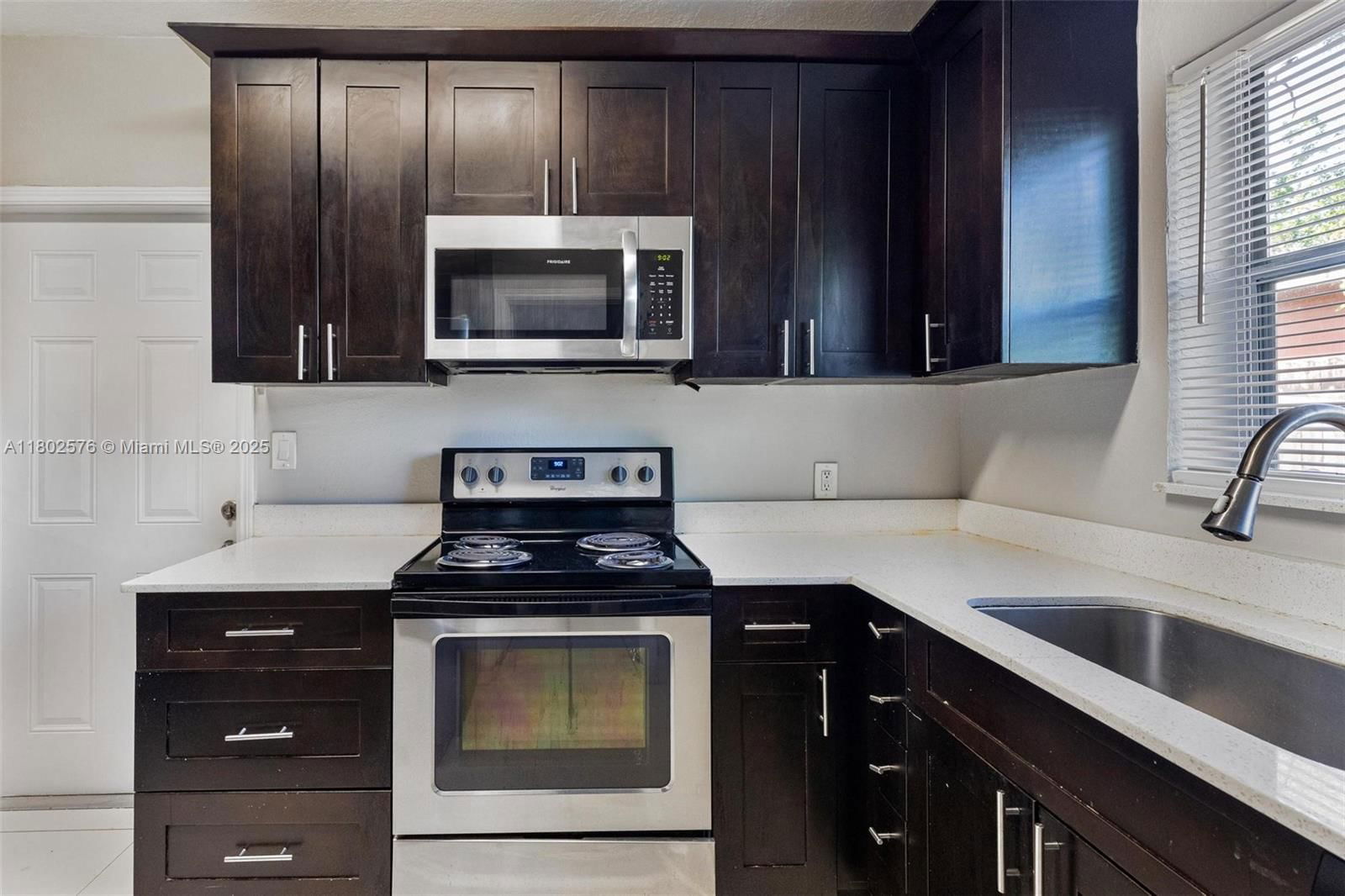 Real estate property located at 3271 Auburn Blvd, Broward, Melrose Park Sec 1, Fort Lauderdale, FL