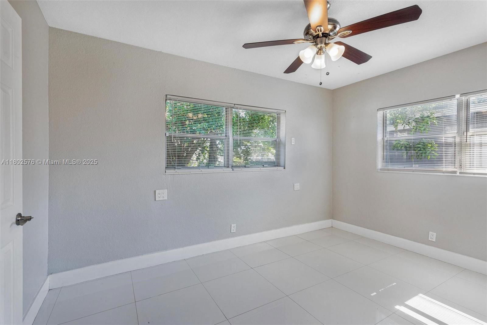 Real estate property located at 3271 Auburn Blvd, Broward, Melrose Park Sec 1, Fort Lauderdale, FL