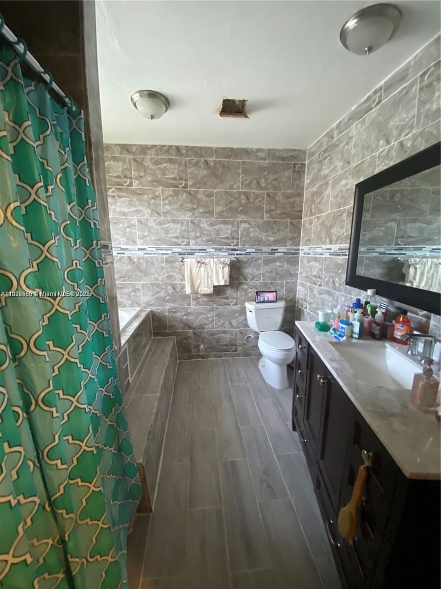 Real estate property located at 770 133rd St, Miami-dade, De Pauly Heights, North Miami, FL