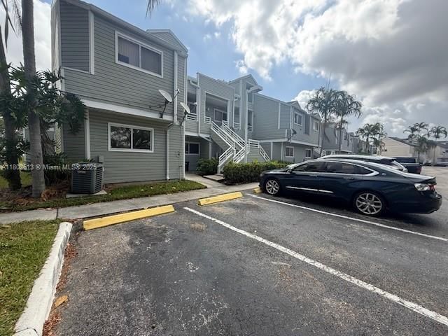 Real estate property located at 3437 44th St #101, Broward, Summer Lake, Oakland Park, FL
