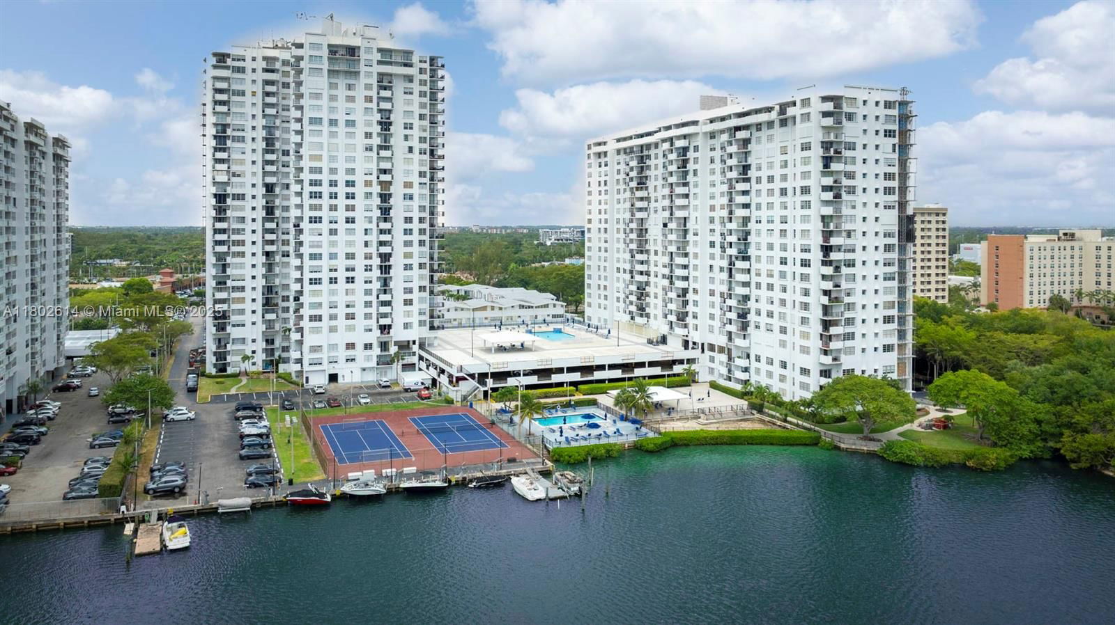 Real estate property located at 2750 183rd St #1409, Miami-dade, Commodore Plaza Condo, Aventura, FL
