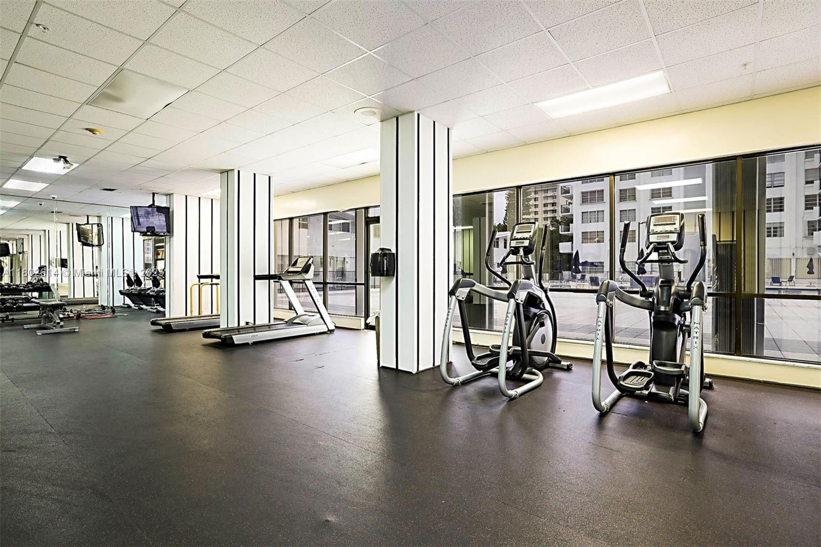Real estate property located at 2750 183rd St #1409, Miami-dade, Commodore Plaza Condo, Aventura, FL