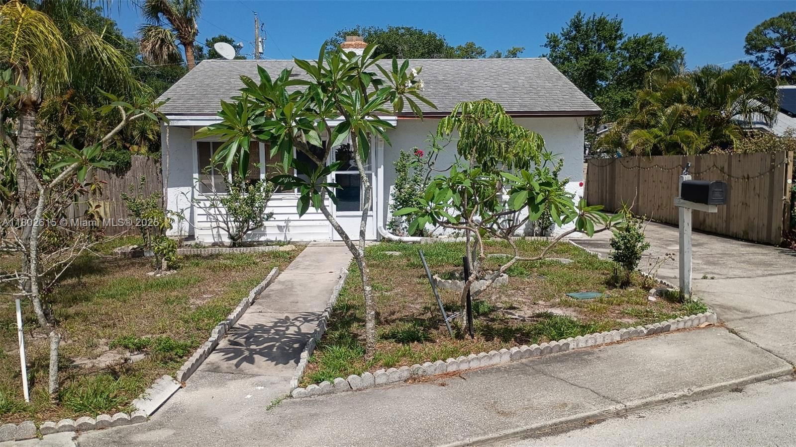 Real estate property located at 1213 W Azalea Ct, Brevard, Sunset Terrace, Melbourne, FL