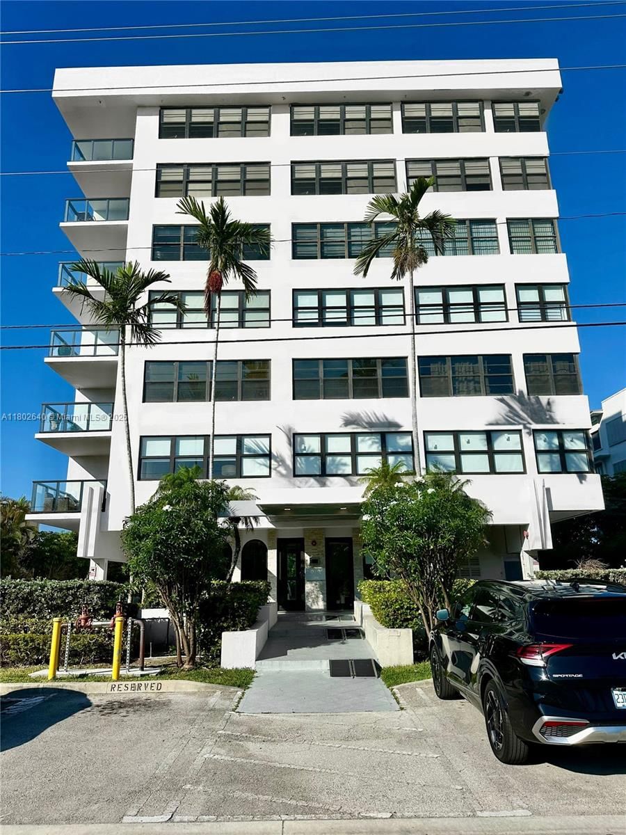 Real estate property located at 9180 Bay Harbor Dr #2C, Miami-dade, Bay Roc Condo, Bay Harbor Islands, FL