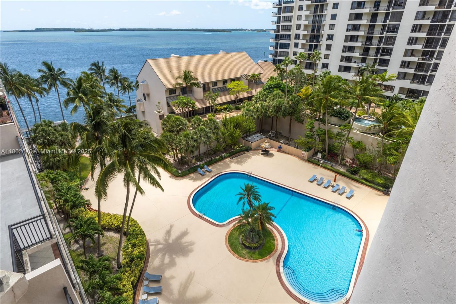 Real estate property located at 540 Brickell Key Dr #904, Miami-dade, Brickell Key Ii Condo, Miami, FL