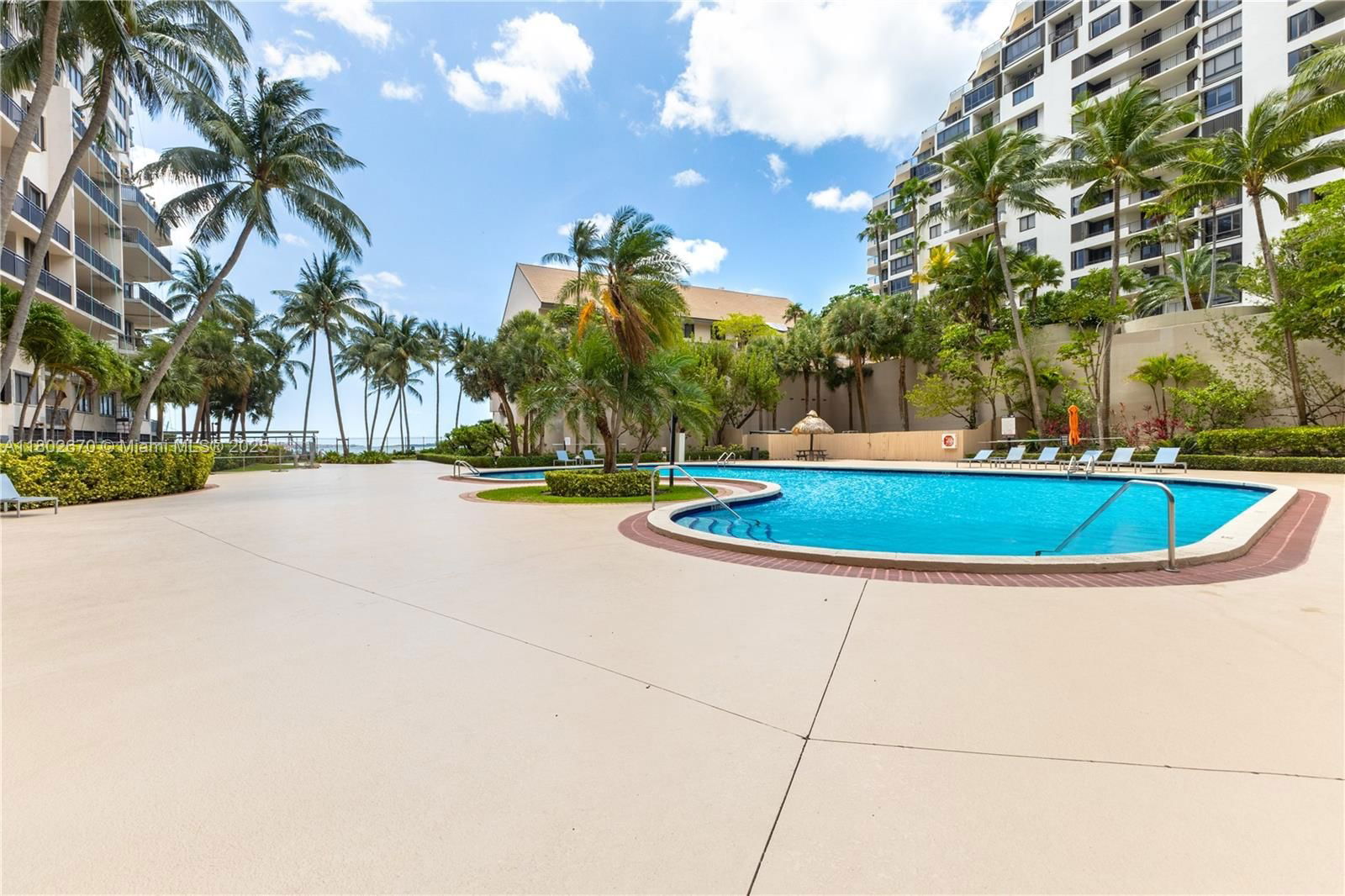 Real estate property located at 540 Brickell Key Dr #904, Miami-dade, Brickell Key Ii Condo, Miami, FL