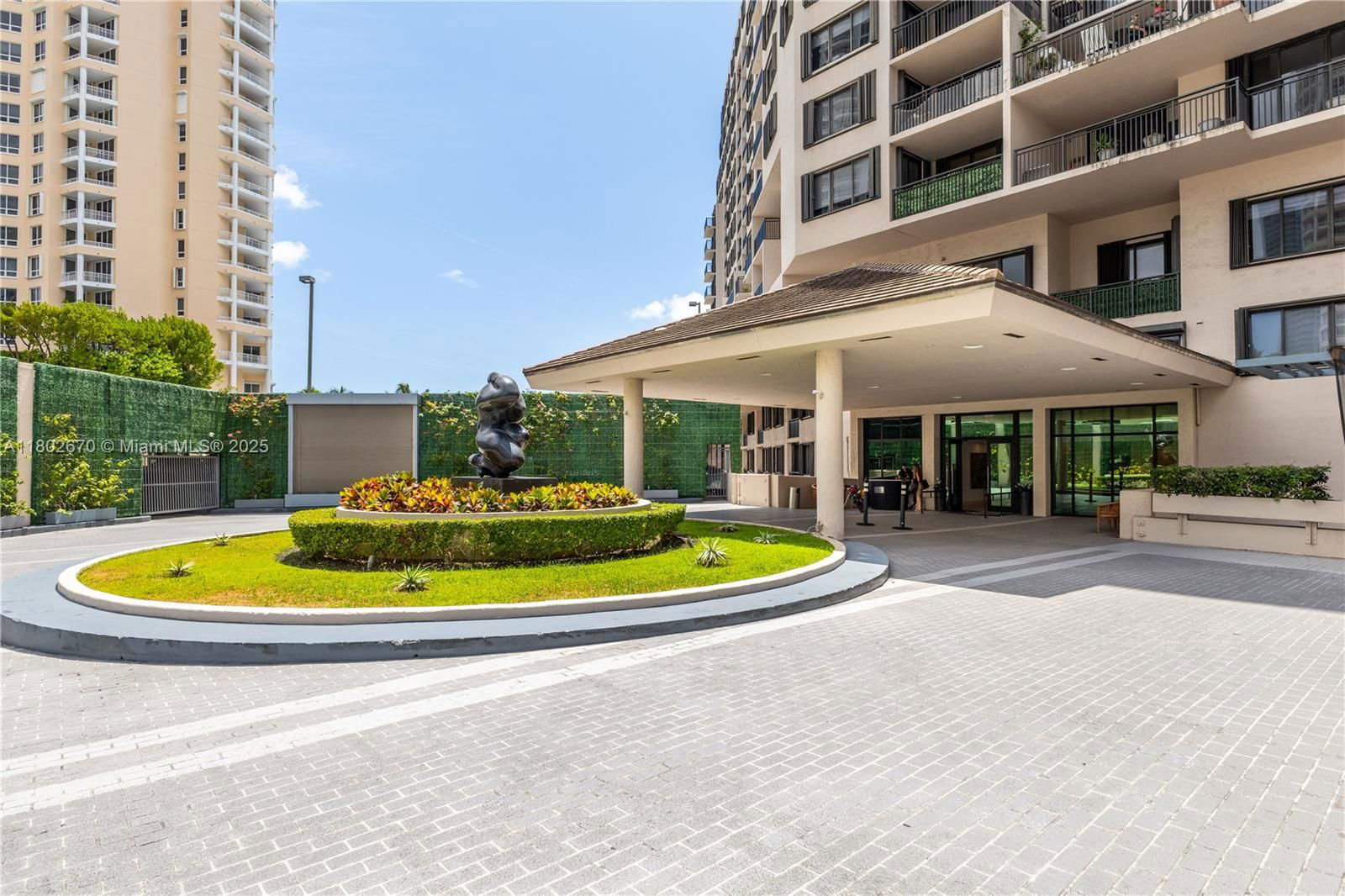 Real estate property located at 540 Brickell Key Dr #904, Miami-dade, Brickell Key Ii Condo, Miami, FL