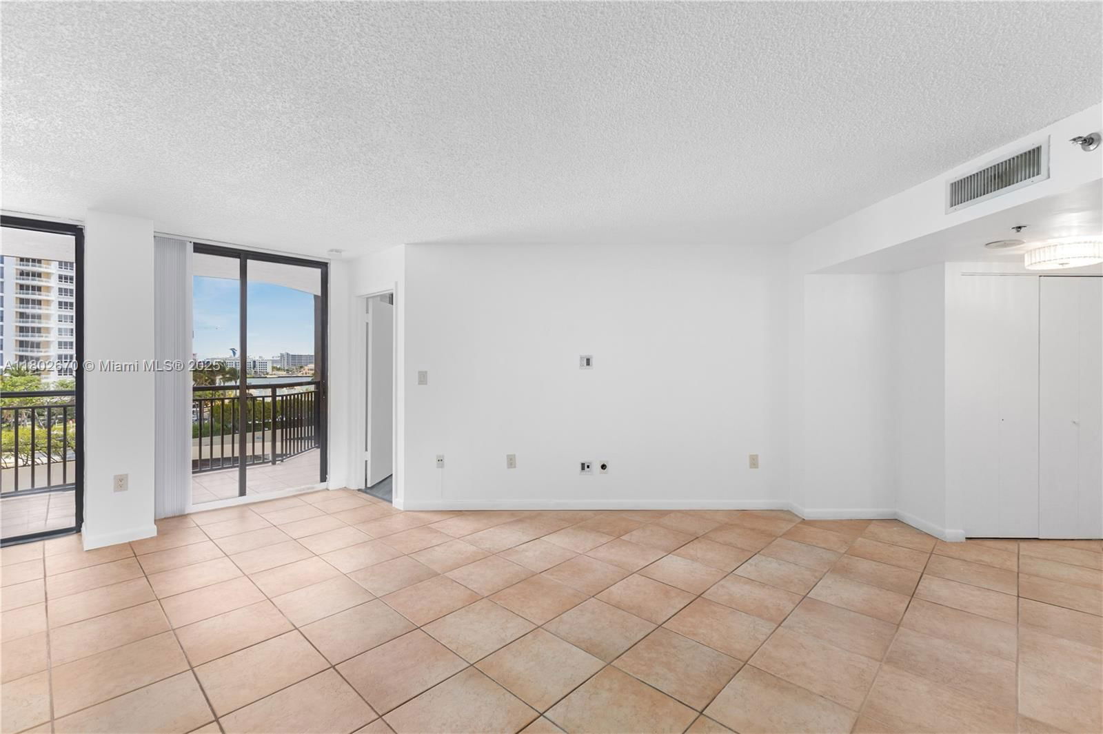 Real estate property located at 540 Brickell Key Dr #904, Miami-dade, Brickell Key Ii Condo, Miami, FL