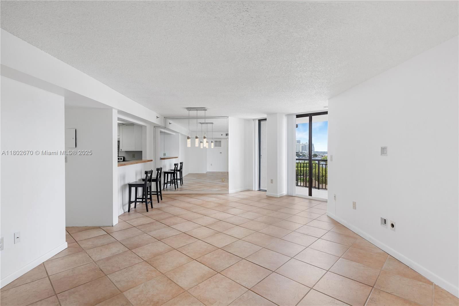 Real estate property located at 540 Brickell Key Dr #904, Miami-dade, Brickell Key Ii Condo, Miami, FL