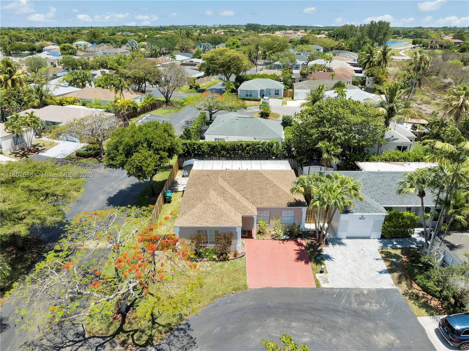 Real estate property located at 9826 222nd Ter, Miami-dade, Lakes By The Bay Sec 5, Cutler Bay, FL