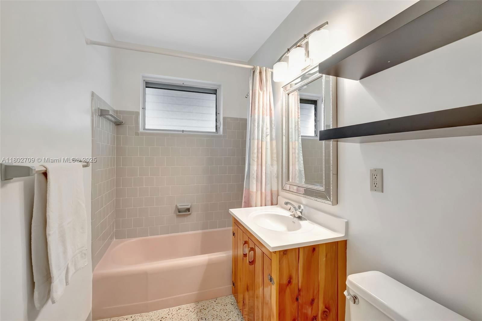 Real estate property located at 1920 65th Ter, Broward, Broadview Country Club Es, North Lauderdale, FL