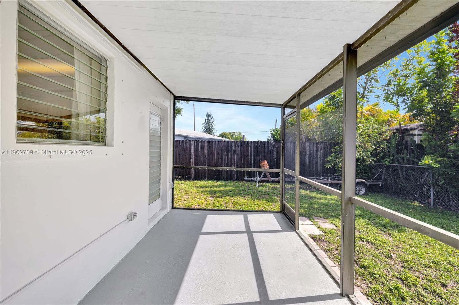 Real estate property located at 1920 65th Ter, Broward, Broadview Country Club Es, North Lauderdale, FL