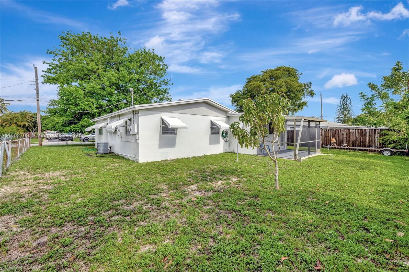 Real estate property located at 1920 65th Ter, Broward, Broadview Country Club Es, North Lauderdale, FL