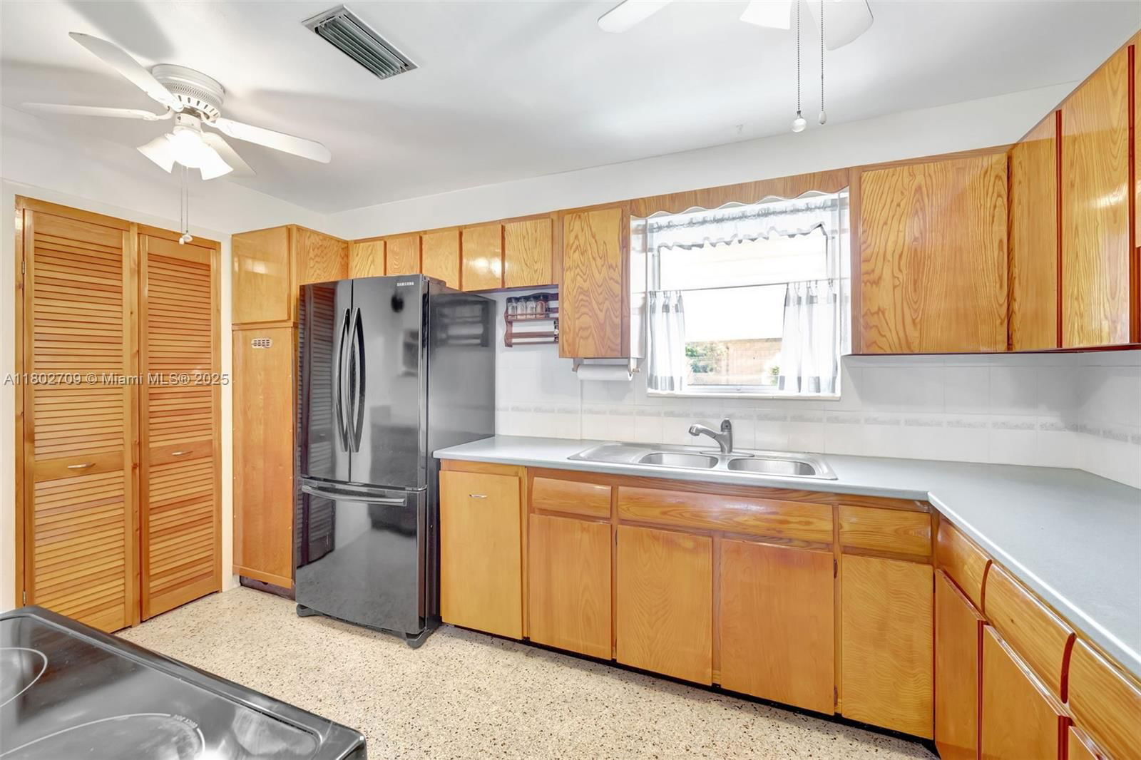 Real estate property located at 1920 65th Ter, Broward, Broadview Country Club Es, North Lauderdale, FL