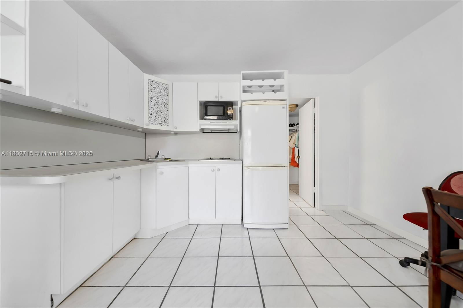 Real estate property located at 6484 Indian Creek Dr #202, Miami-dade, Amd Pl Of 2nd Ocean Front, Miami Beach, FL
