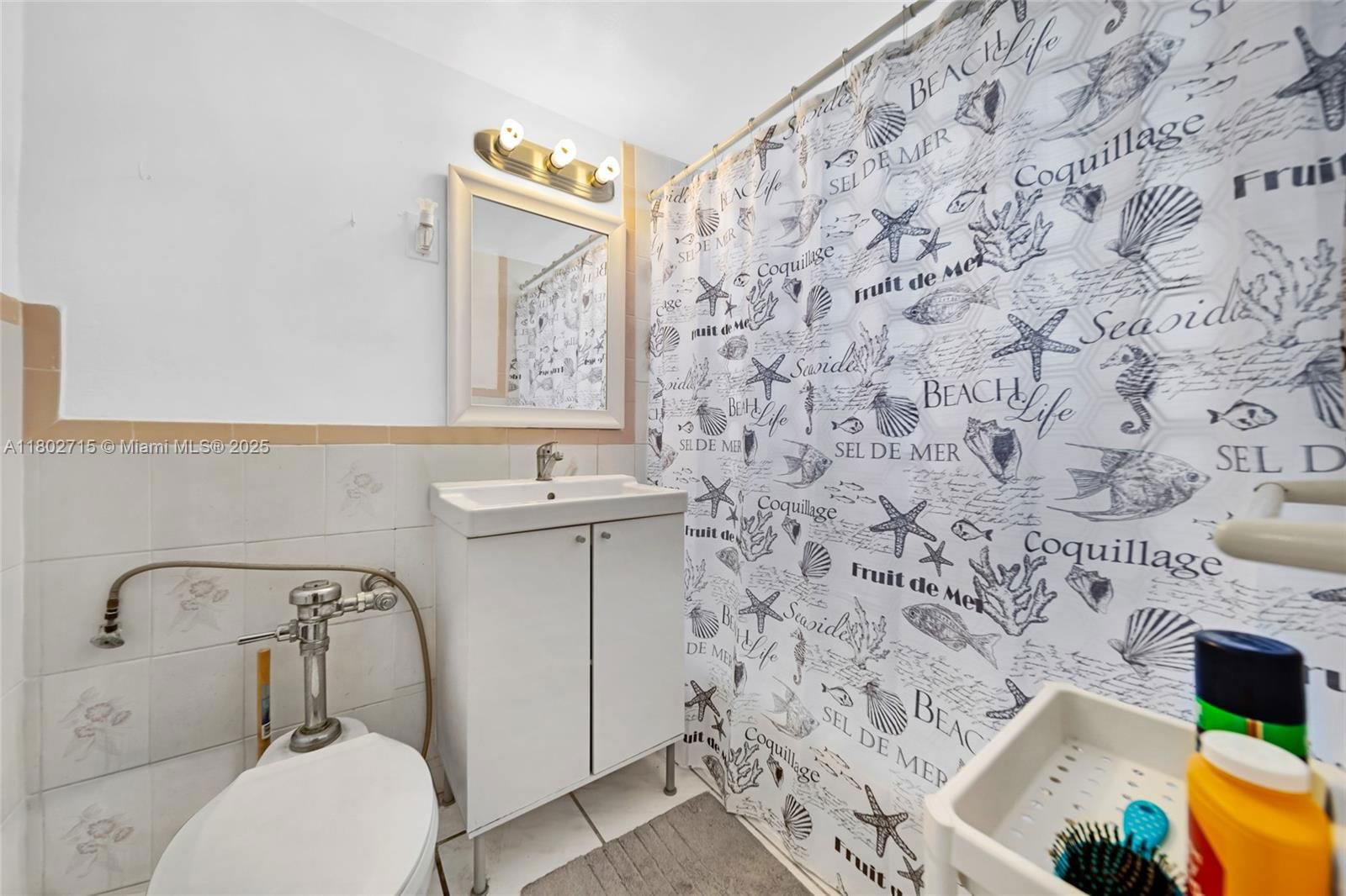 Real estate property located at 6484 Indian Creek Dr #202, Miami-dade, Amd Pl Of 2nd Ocean Front, Miami Beach, FL