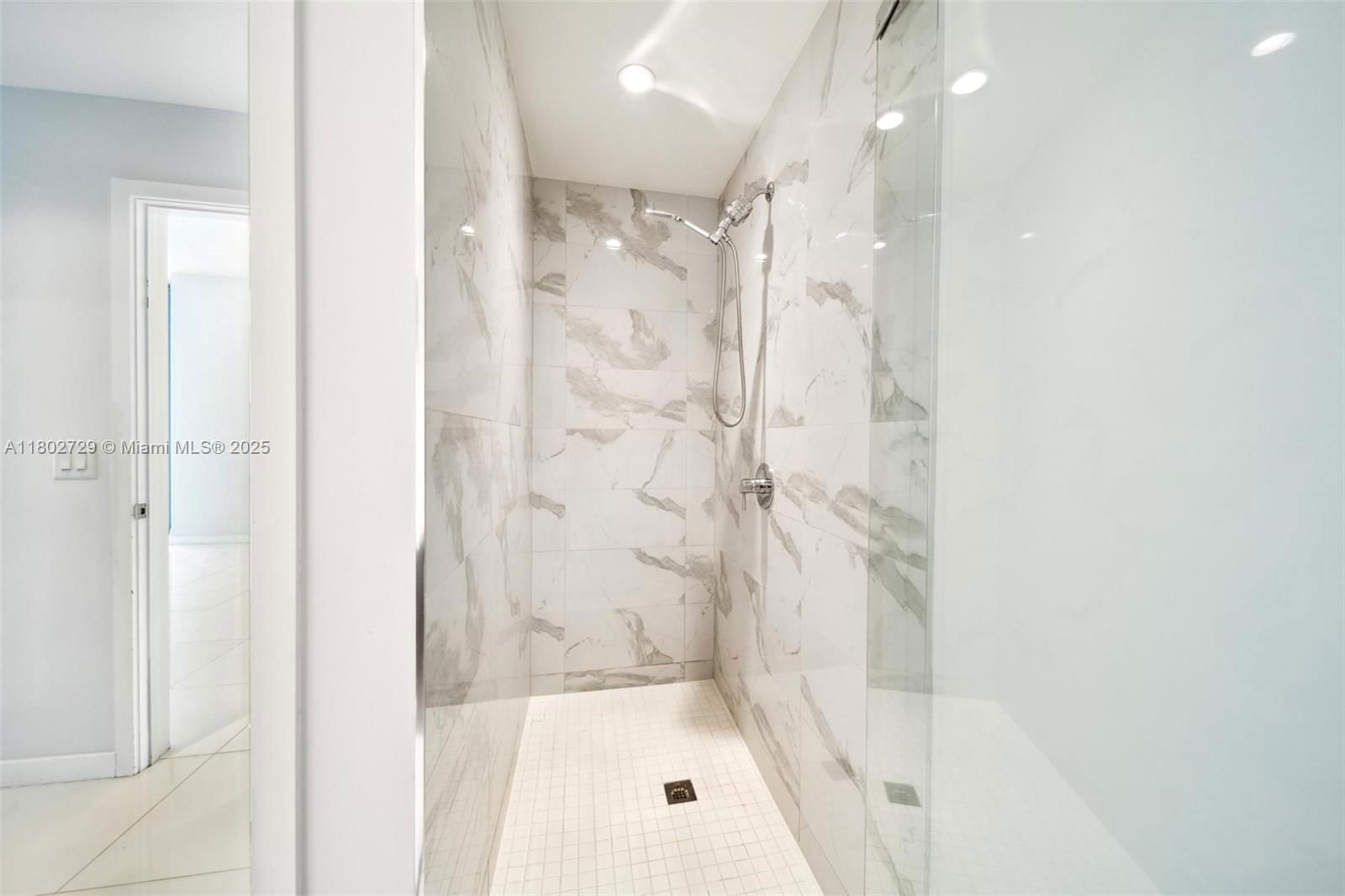 Real estate property located at 851 1st Ave #3107, Miami-dade, Paramount Miami Worldcent, Miami, FL
