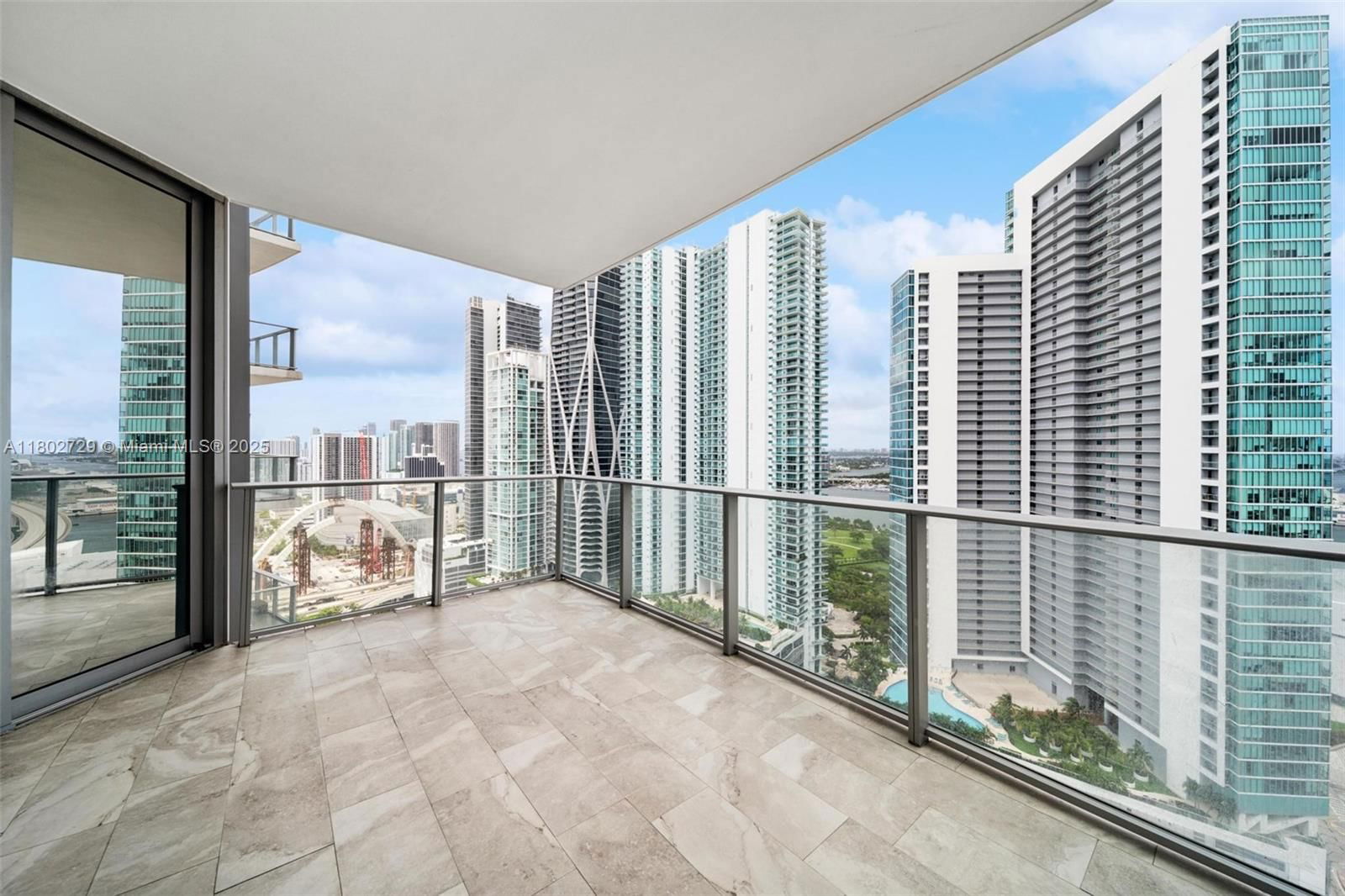 Real estate property located at 851 1st Ave #3107, Miami-dade, Paramount Miami Worldcent, Miami, FL
