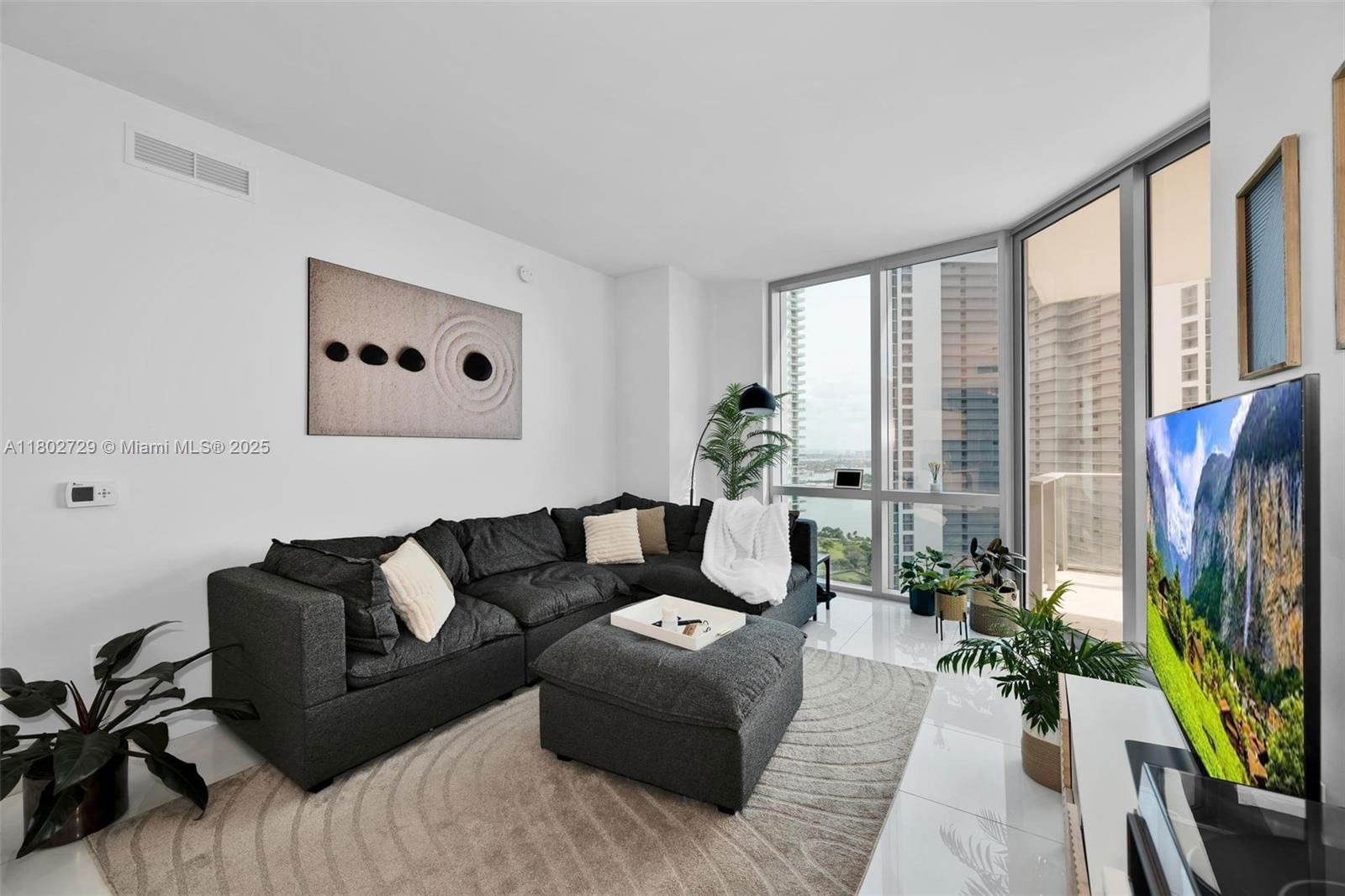 Real estate property located at 851 1st Ave #3107, Miami-dade, Paramount Miami Worldcent, Miami, FL