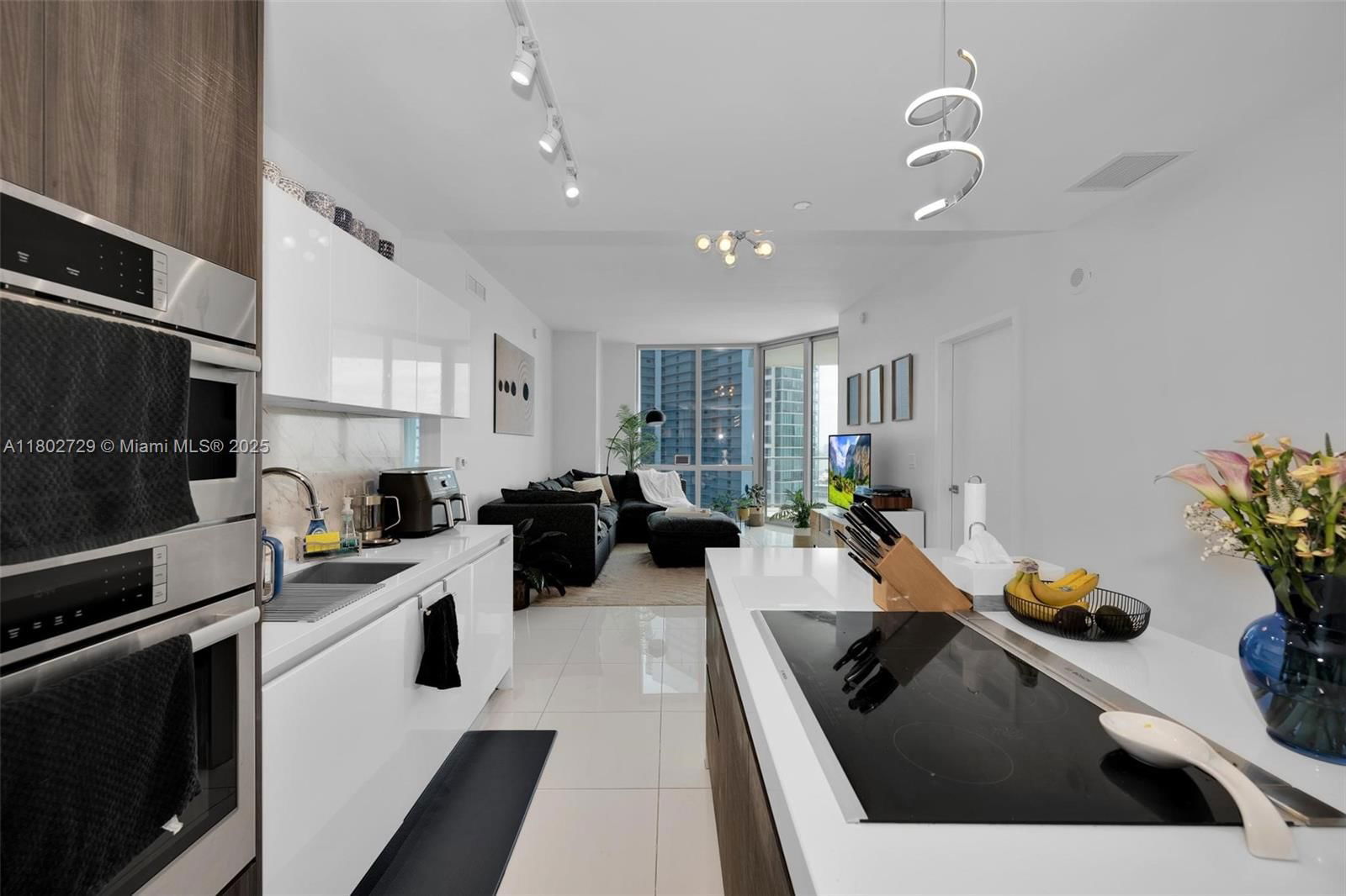 Real estate property located at 851 1st Ave #3107, Miami-dade, Paramount Miami Worldcent, Miami, FL