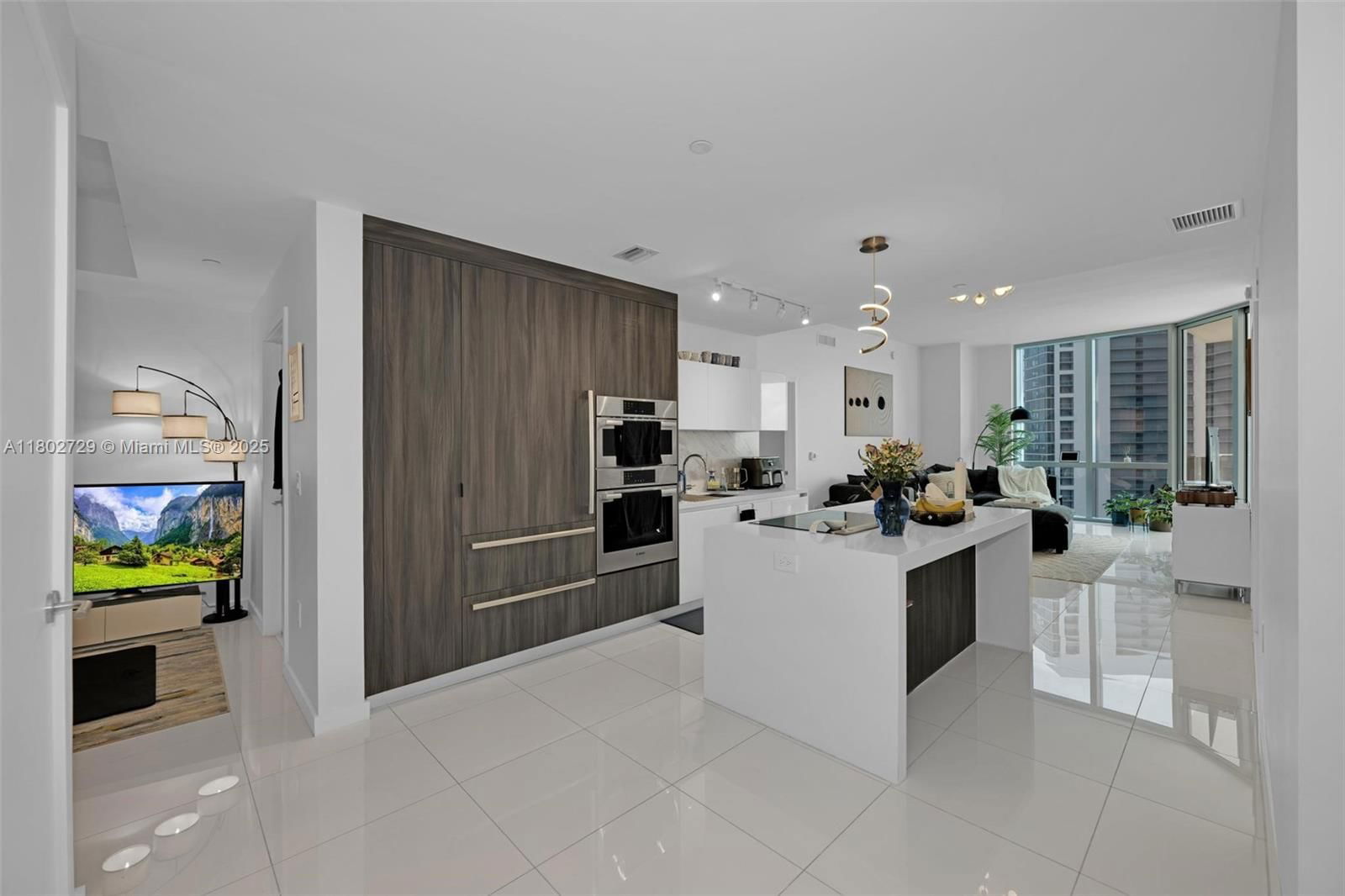Real estate property located at 851 1st Ave #3107, Miami-dade, Paramount Miami Worldcent, Miami, FL