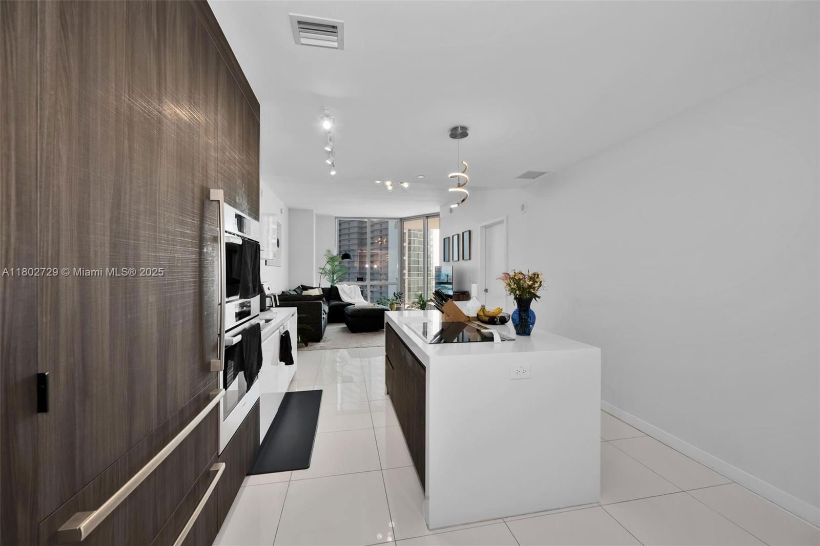 Real estate property located at 851 1st Ave #3107, Miami-dade, Paramount Miami Worldcent, Miami, FL